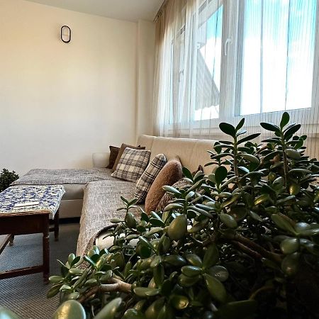 Yellowhouse Prishtinë Ngoại thất bức ảnh